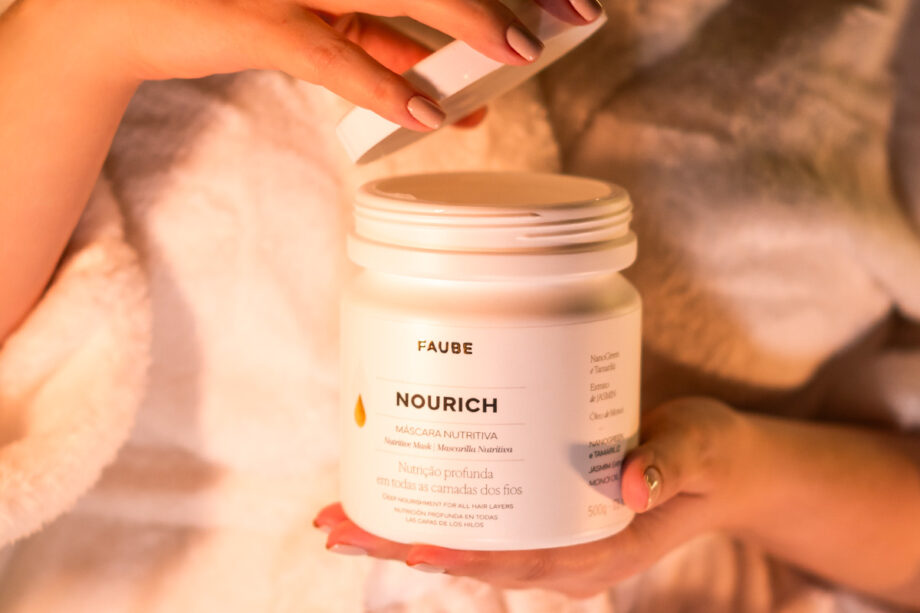 Porque a Nutrição Capilar influencia na maciez dos fios