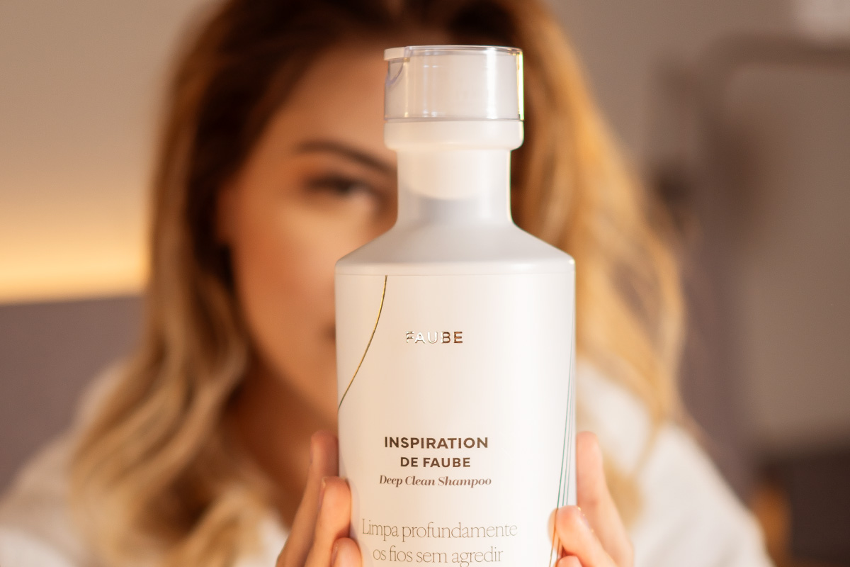 Como Manter o Controle do Frizz no Dia a Dia